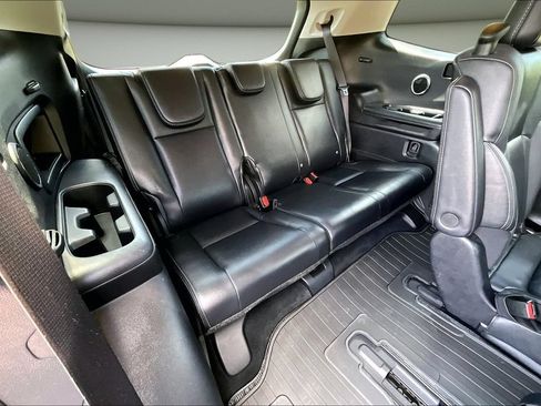 Used 2023 Subaru Ascent Limited w/ Technology Package AWD/4WD image 26