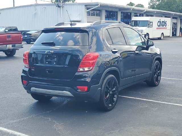 Used 2019 Chevrolet Trax LT w/ Redline Edition FWD image 6