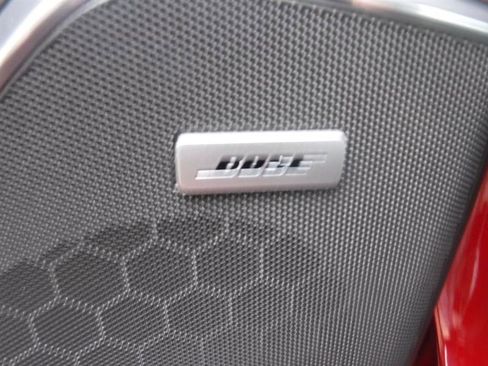 Used 2015 Cadillac Escalade Premium image 25