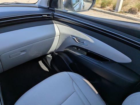 Used 2023 Hyundai Tucson Limited image 21