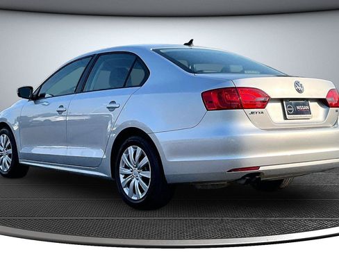 Used 2014 Volkswagen Jetta SE FWD image 5