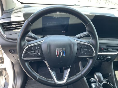 Used 2024 Buick Encore GX Preferred w/ Comfort Package FWD image 10