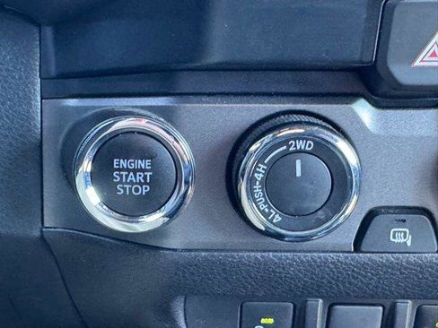 Certified 2020 Toyota Tacoma TRD Off-Road w/ TRD Premium Off Road Package image 25