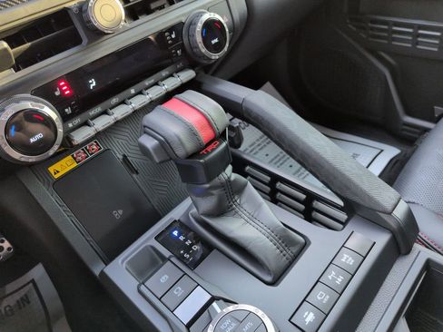 Used 2025 Toyota Tacoma TRD Pro image 24