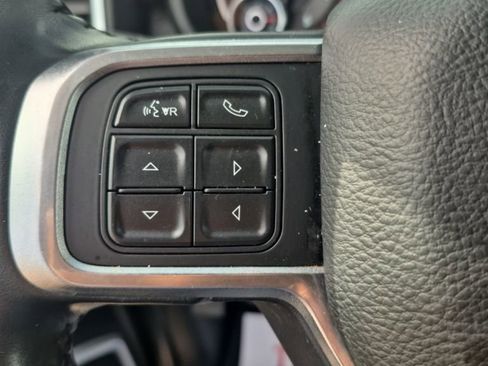 Used 2020 RAM 2500 Laramie image 36