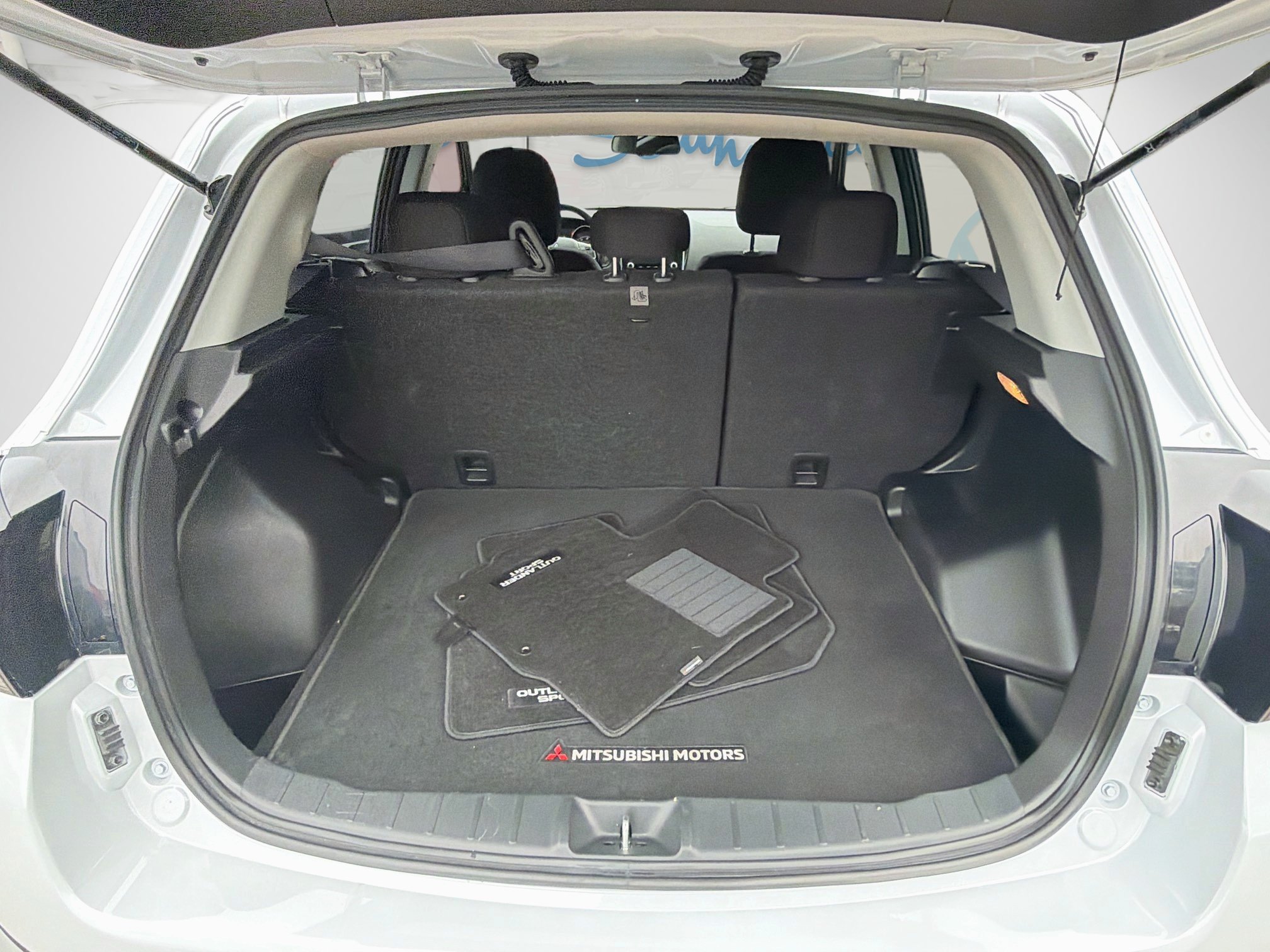 Used 2024 Mitsubishi Outlander Sport LE AWD/4WD image 26