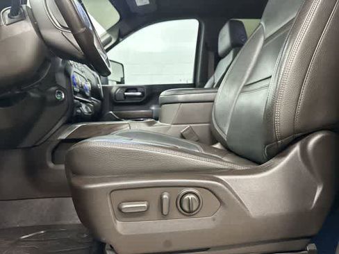 Used 2020 GMC Sierra 2500 Denali w/ Denali Ultimate Package AWD/4WD image 27
