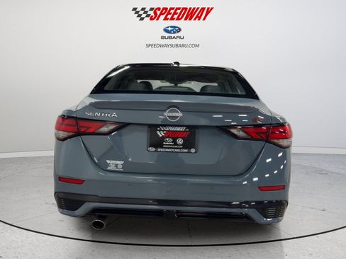 Used 2025 Nissan Sentra SR w/ SR Premium Package FWD image 7