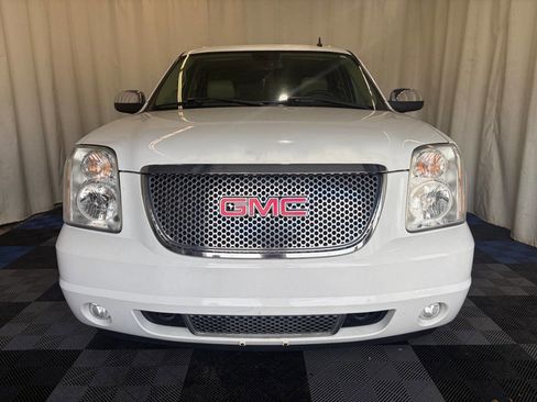 Used 2007 GMC Yukon XL Denali AWD/4WD image 4