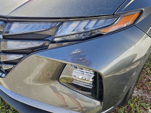Used 2023 Hyundai Tucson SEL FWD image 11
