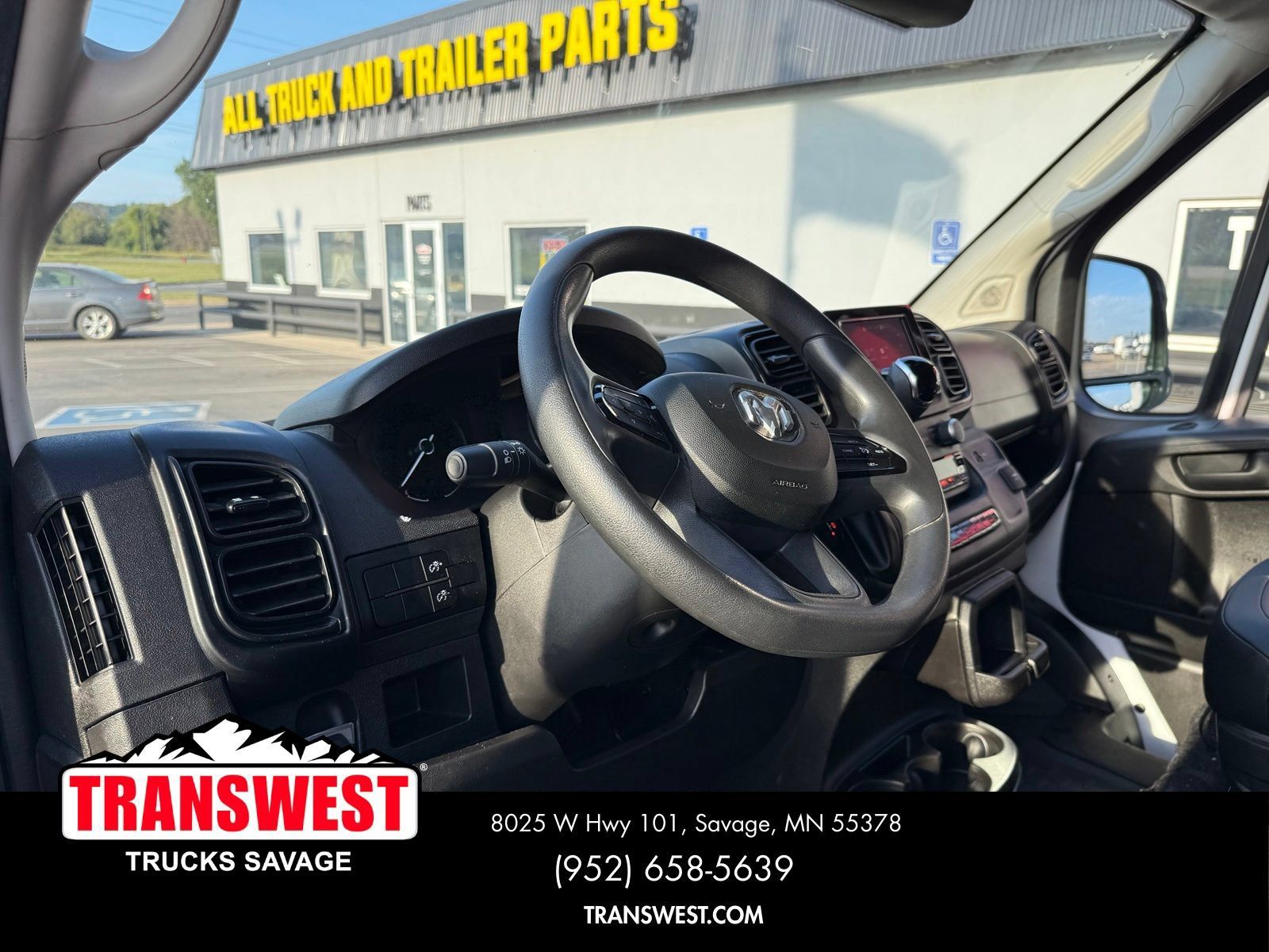 Used 2023 RAM ProMaster 2500 FWD image 4
