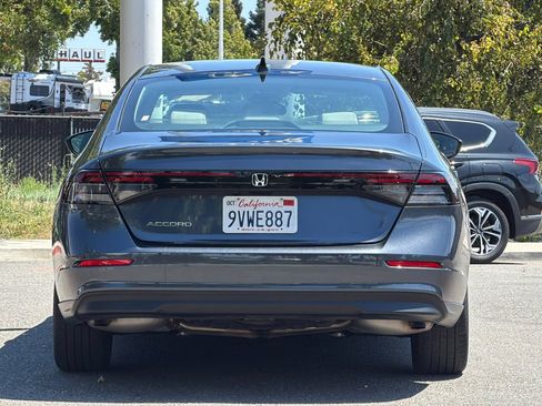 Used 2025 Honda Accord SE image 5
