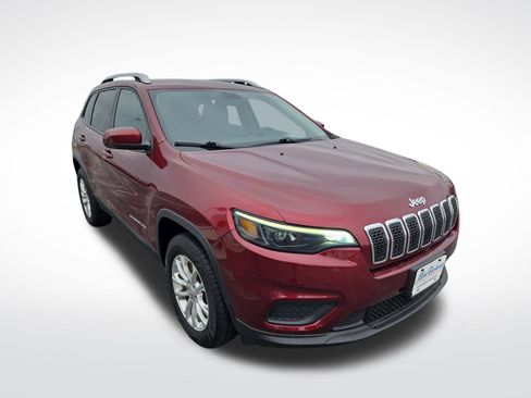 Used 2020 Jeep Cherokee Latitude w/ Cold Weather Group image 3