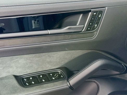 New 2025 Porsche Cayenne GTS image 14