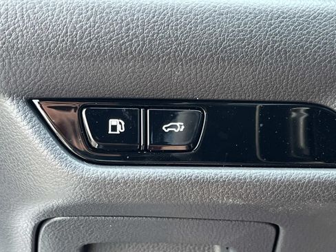 Used 2025 Lexus NX 350h AWD w/ Premium Package image 37