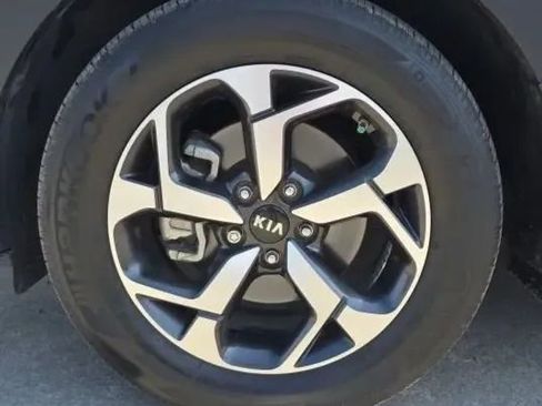 Used 2022 Kia Sportage LX image 44