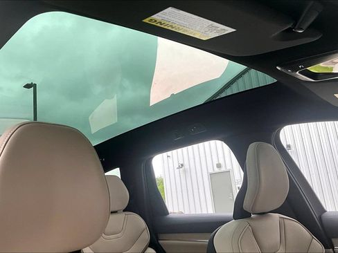 New 2026 Volvo EX90 Plus AWD/4WD image 30