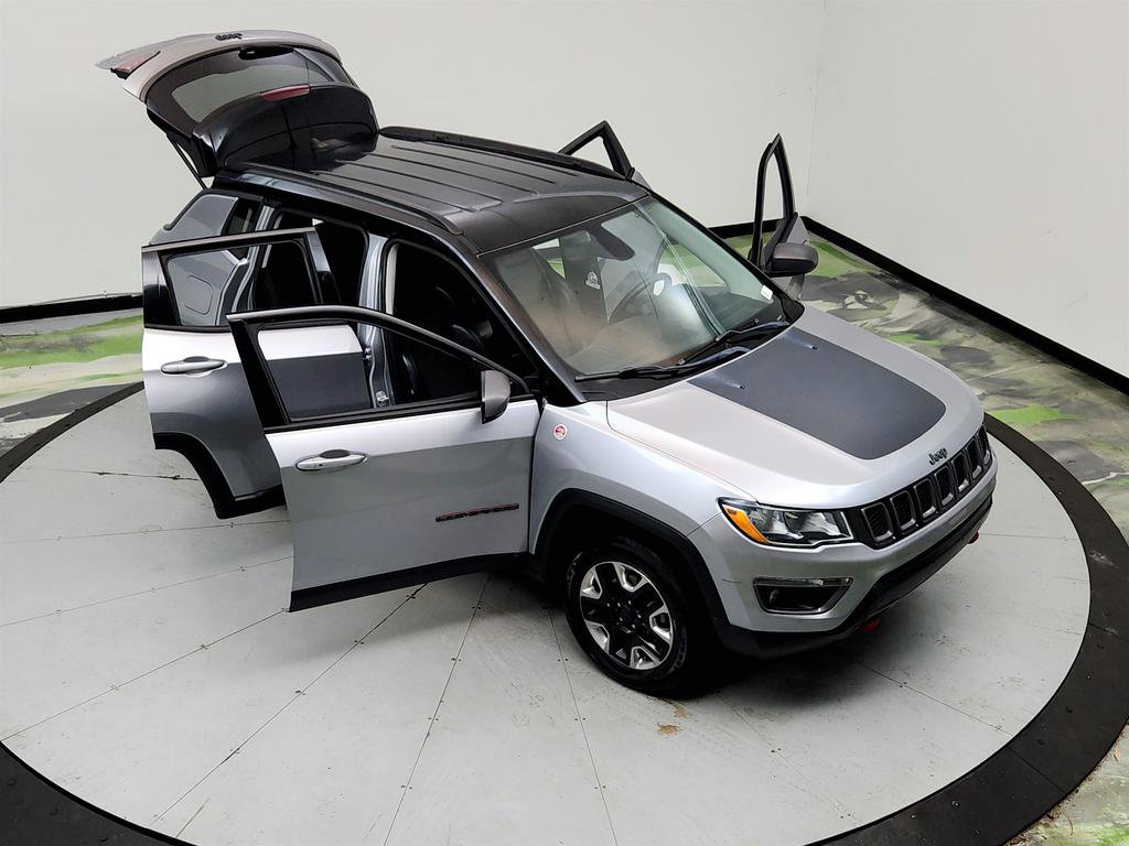 Used 2018 Jeep Compass Trailhawk AWD/4WD image 37