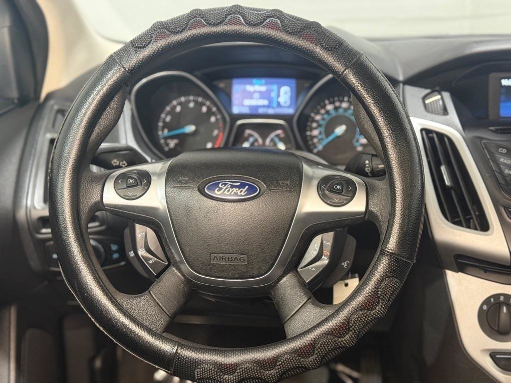 Used 2012 Ford Focus SE FWD image 15