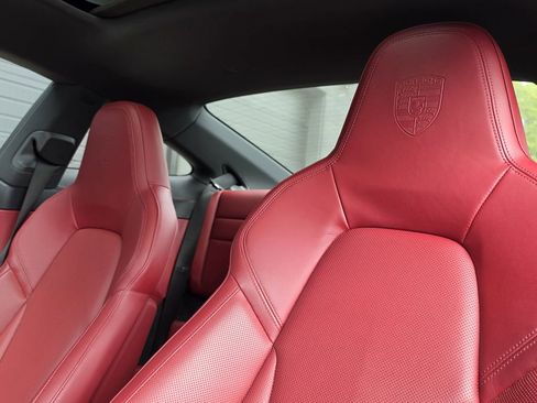 Used 2024 Porsche 911 Carrera 4S image 5