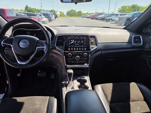 Certified 2021 Jeep Grand Cherokee Laredo X AWD/4WD image 5