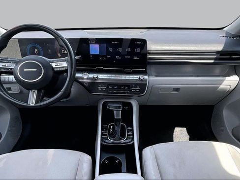 Used 2024 Hyundai Kona SEL AWD/4WD image 14