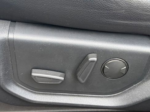 Used 2020 Ford Expedition XLT w/ Equipment Group 202A image 15