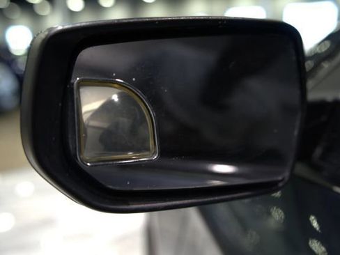 Used 2021 Chevrolet Malibu RS FWD image 13
