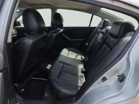Used 2010 Nissan Altima 2.5 SL w/ SL Pkg FWD image 7