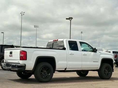 Used 2017 GMC Sierra 1500 SLE w/ SLE Value Package AWD/4WD image 29