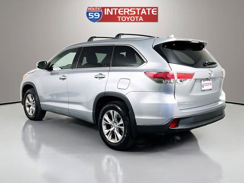 Used 2015 Toyota Highlander XLE image 5
