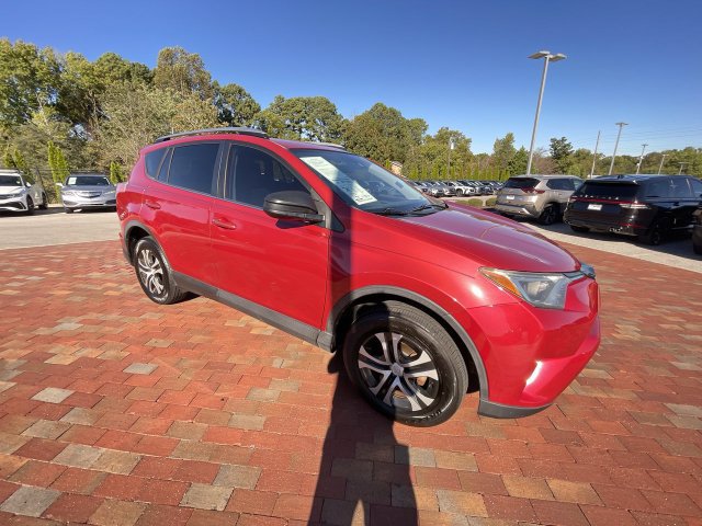 Used 2017 Toyota RAV4 LE FWD image 38