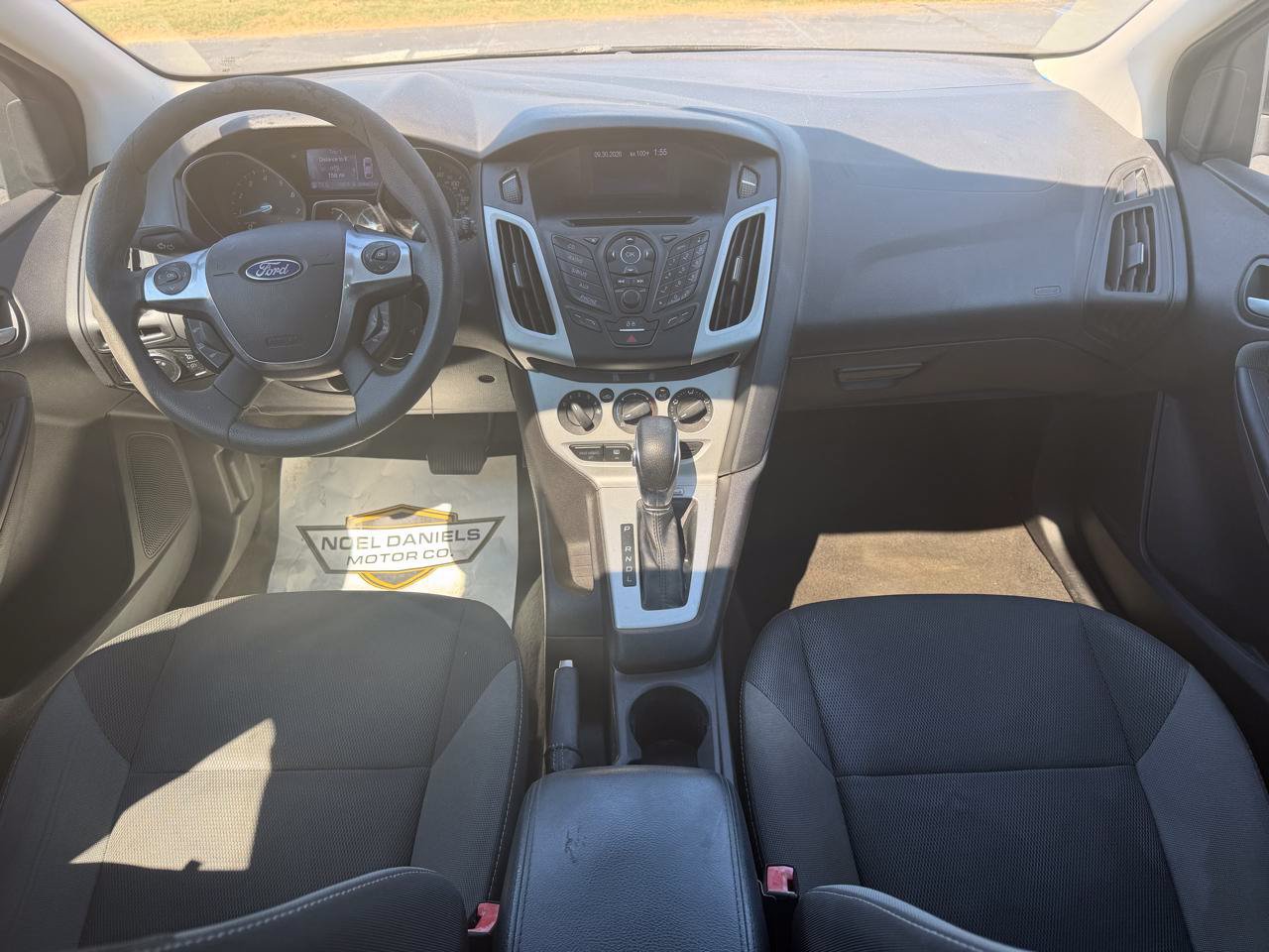 Used 2012 Ford Focus SE FWD image 6