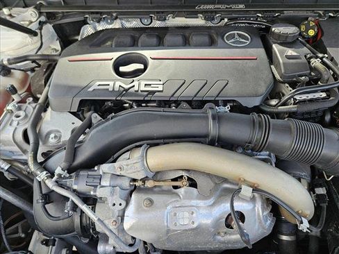 Used 2022 Mercedes-Benz GLB 35 AMG 4MATIC image 21