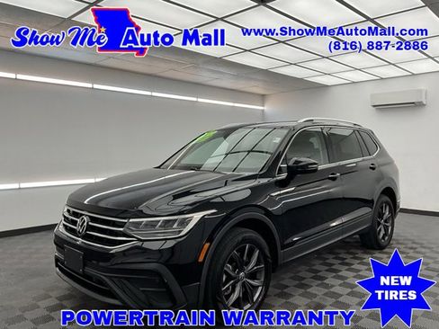 Used 2022 Volkswagen Tiguan SE image 1