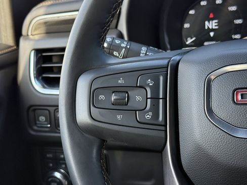 Used 2023 GMC Yukon AT4 image 22