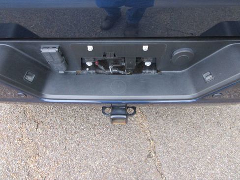 Used 2023 GMC Sierra 1500 Denali w/ Denali Reserve Package image 9