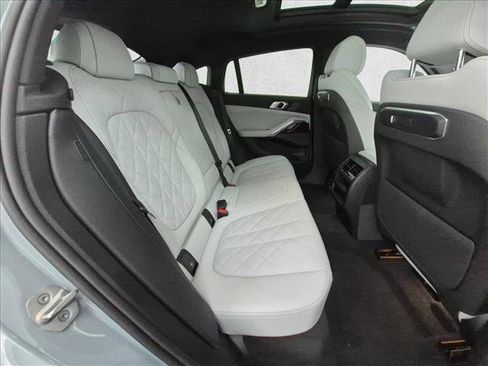 Used 2026 BMW X6 xDrive40i w/ Premium Package AWD/4WD image 24