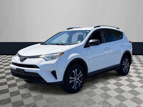 Used 2018 Toyota RAV4 LE w/ All Weather Liner Package AWD/4WD image 4