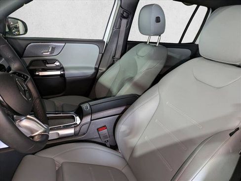 Used 2026 Mercedes-Benz GLB 250 image 19