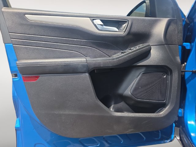Used 2021 Ford Escape SE FWD image 16