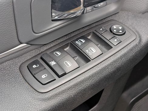 Used 2024 RAM 1500 Classic SLT image 13