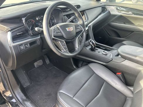 Certified 2025 Cadillac XT5 Premium Luxury image 10