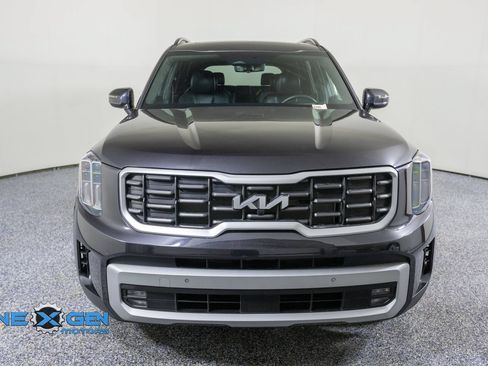 Used 2025 Kia Telluride SX Prestige X-Line AWD/4WD image 2