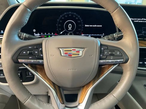 Used 2021 Cadillac Escalade Sport Platinum AWD/4WD image 12