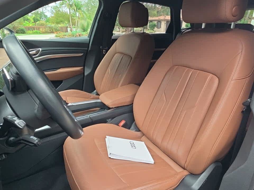 Used 2024 Audi Q8 e-tron Premium Plus AWD/4WD image 8