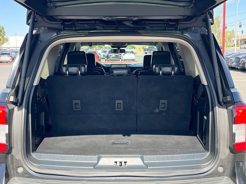 Used 2022 Ford Expedition XLT RWD image 26