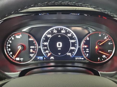 Certified 2023 Chevrolet Traverse Premier FWD image 17