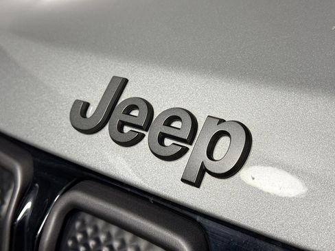 Used 2022 Jeep Compass High Altitude image 32