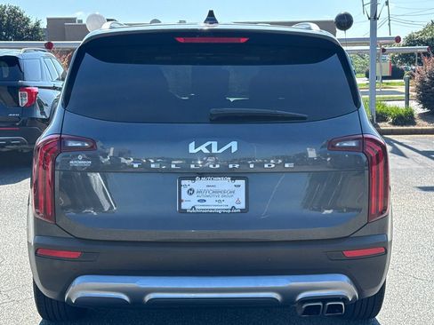 Used 2022 Kia Telluride EX FWD image 4